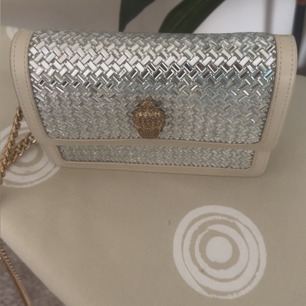 Kurt Geiger Cream and Gold Crossbody Bag with Luxurious Chain